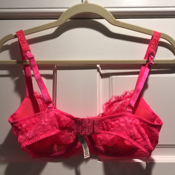 Victoria’s Secret dream angels push-up without putting hot pink bra 36C - Picture 4 of 5